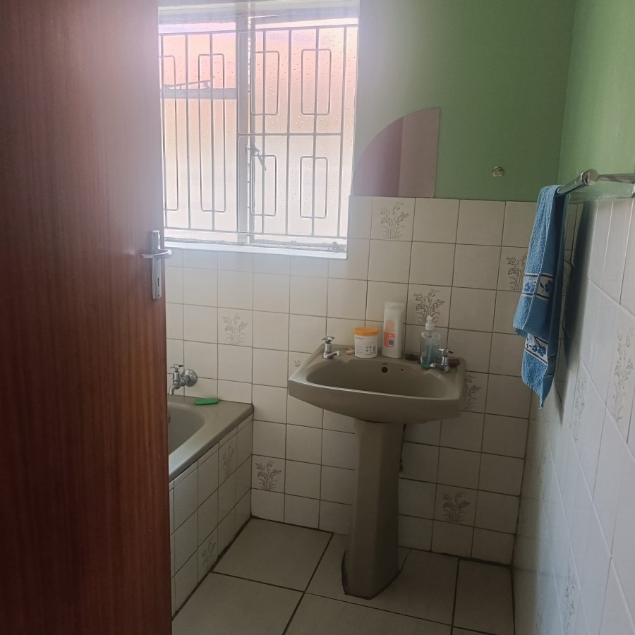 To Let 3 Bedroom Property for Rent in Zamdela Free State